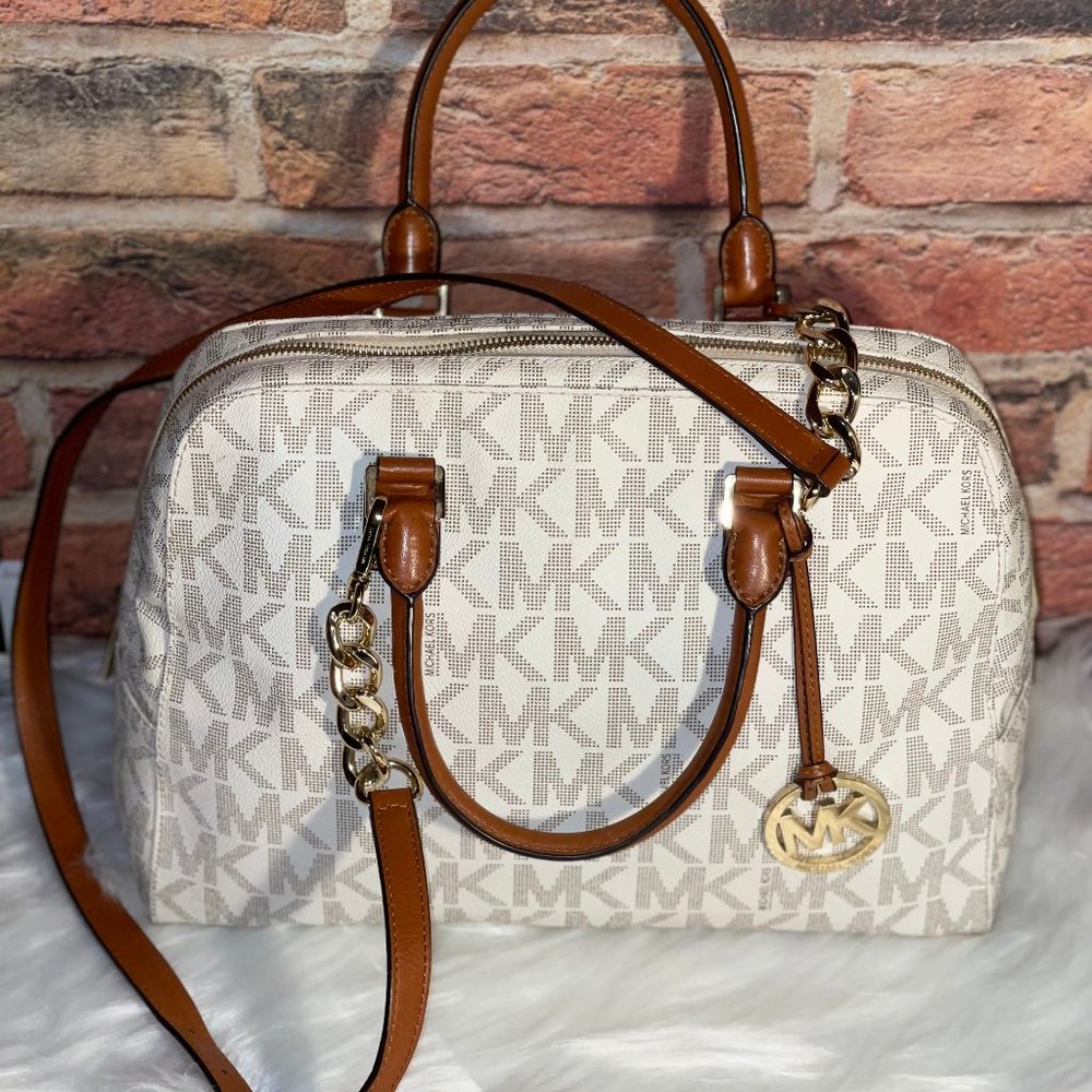 Michael Kors Cindy Tote MK Logo - Vanilla British Tan